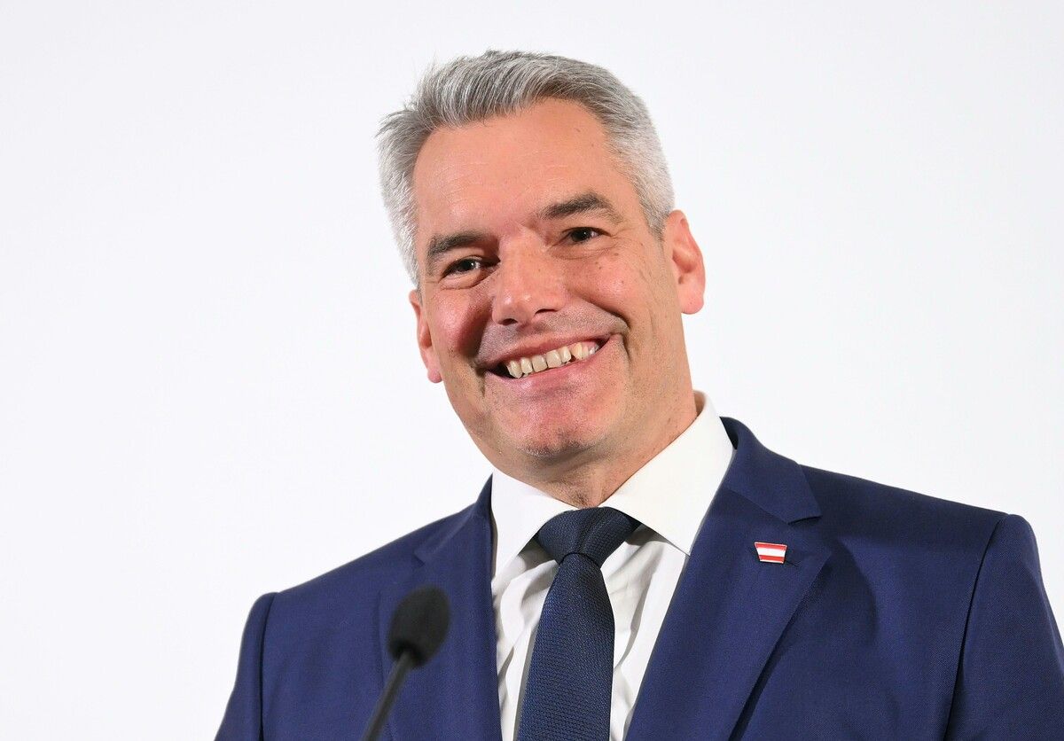 Wir freuen uns darauf, unsere transatlantischen Beziehungen gemeinsam weiter auszubauen und zu stärken. Karl Nehammer, Bundeskanzler