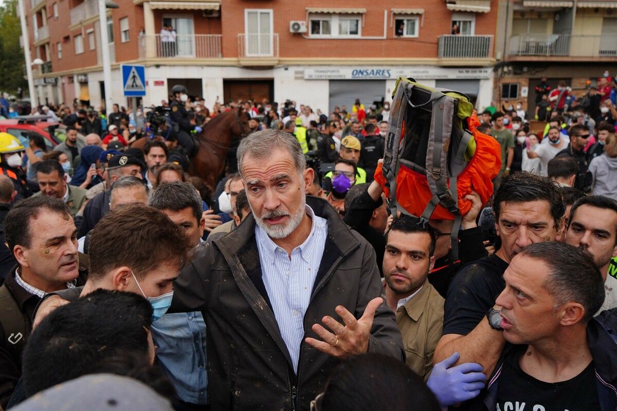 Wütender Empfang für das Königspaar in Spaniens Katastrophenregion.⇒AFP