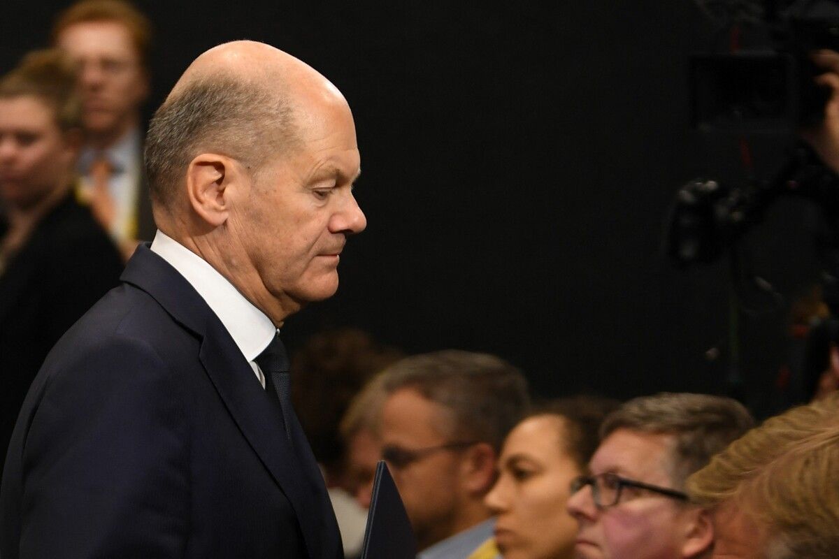 Zunächst wird Deutschlands SPD-Bundeskanzler Olaf Scholz am 16. Dezember die Vertrauensfrage im Deutschen Bundestag stellen.⇒AFP