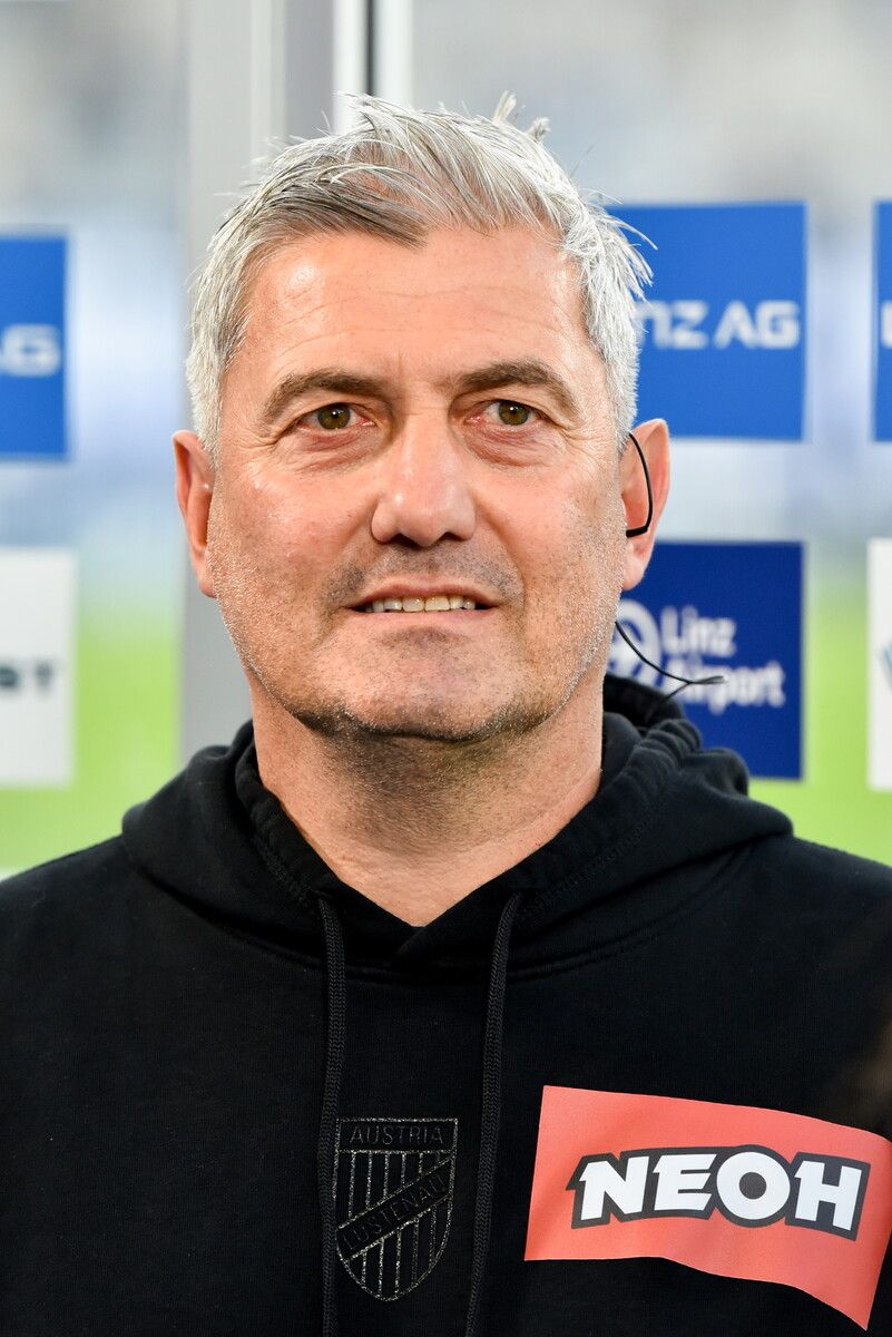 ABD0080_20231021 - LINZ - ÖSTERREICH: Markus Mader (SC Austria Lustenau), am Samstag, 21. Oktober 2023, während der Admiral Bundesliga-Begegnung, 11. Runde, zwischen FC Blau Weiß Linz und SC Austria Lustenau in Linz. - FOTO: APA/EXPA/UWE WINTER