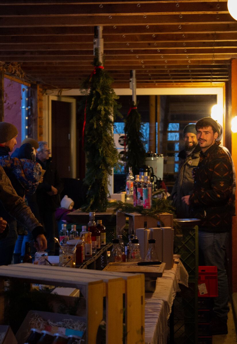 Am Lustenauer Vetterhof findet am heutigen Freitag ein Weihnachtsmarkt statt.⇒VA