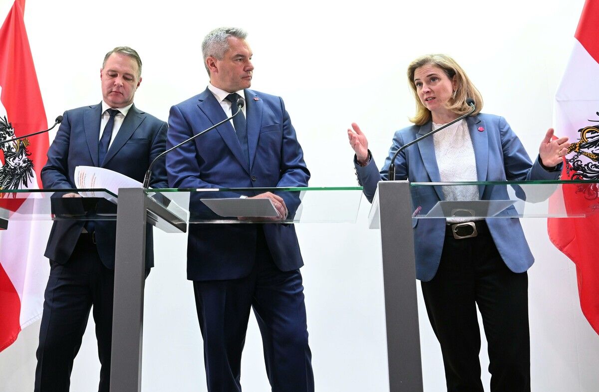 Andreas Babler, Karl Nehammer und Beate Meinl-Reisinger trafen am Montag den Bundespräsidenten. ⇒APA