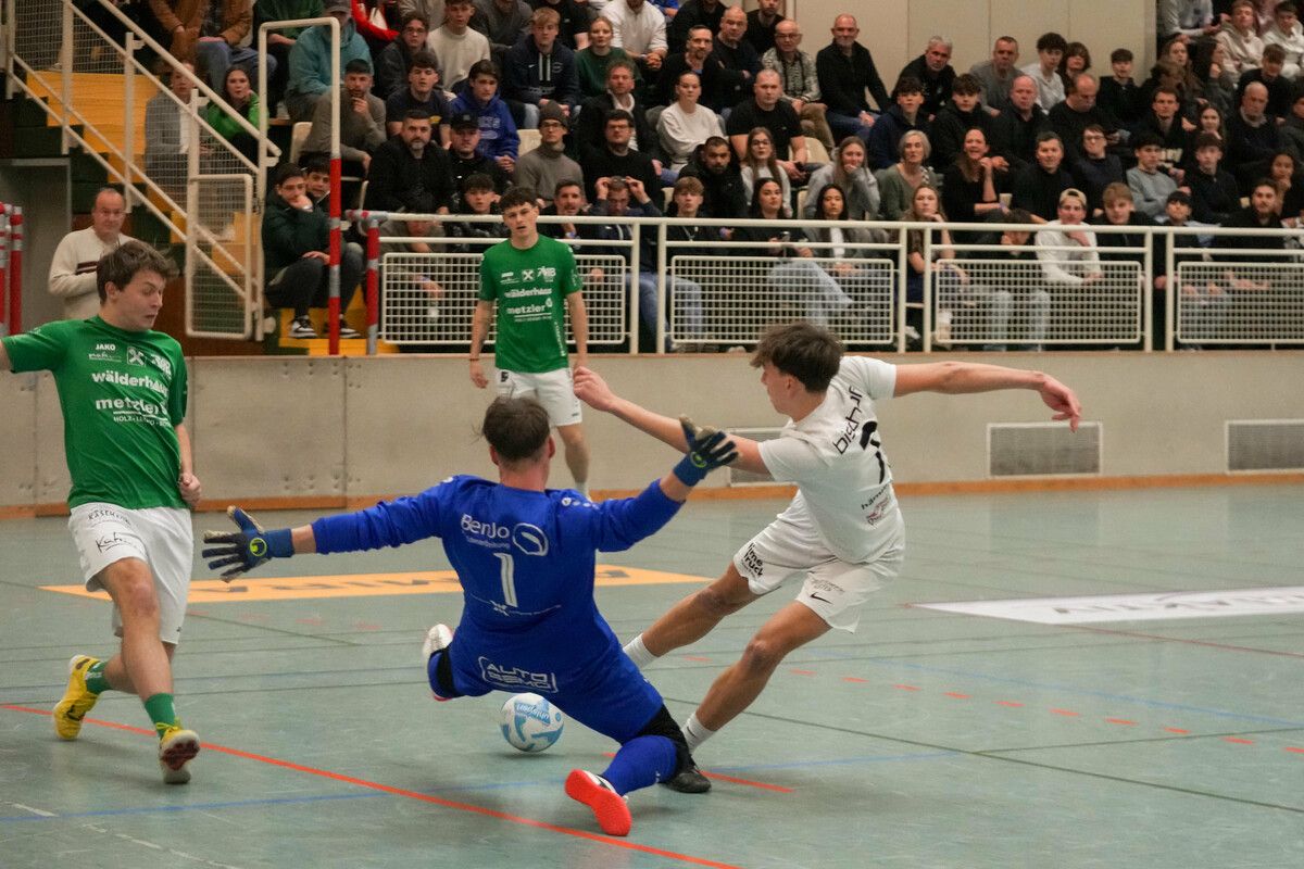 Anfangs lief es für die Admira, hier beim 3:0-Sieg über Bezau, noch optimal, am Ende reichte es aber nicht für das Finale.⇒VN-Stiplovsek