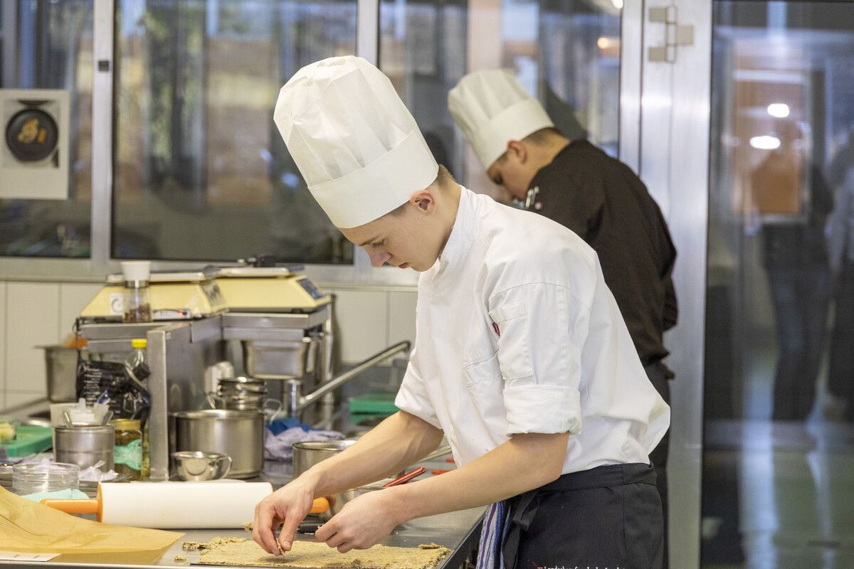 Ausnahmetalente bei der Arbeit: Sie brennen für den Beruf und kochen auf höchstem Niveau. ⇒VN/Paulitsch