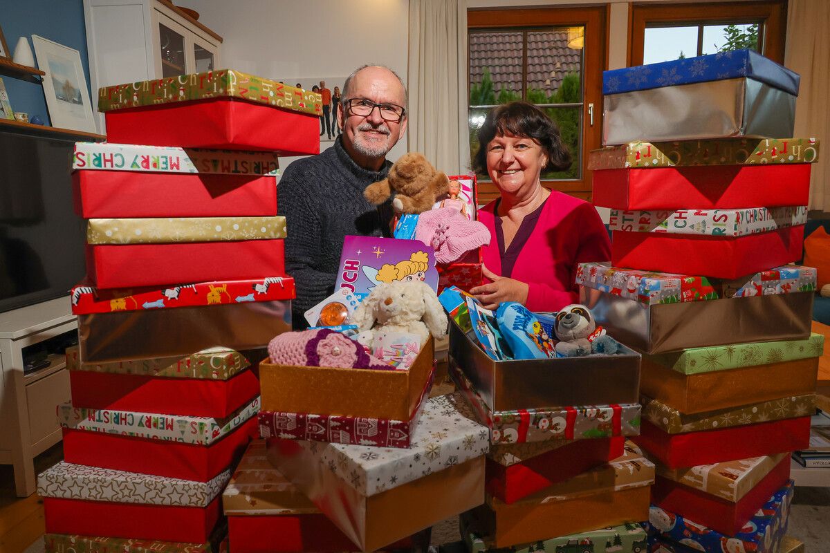 Bei Dieter und Ingeborg Kuhn stapelten sich die Geschenke.⇒ VN/Steurer