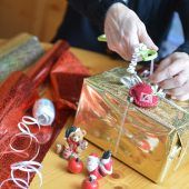 Koffer geklaut – Polizisten retten Weihnachtsgeschenke für Kinder