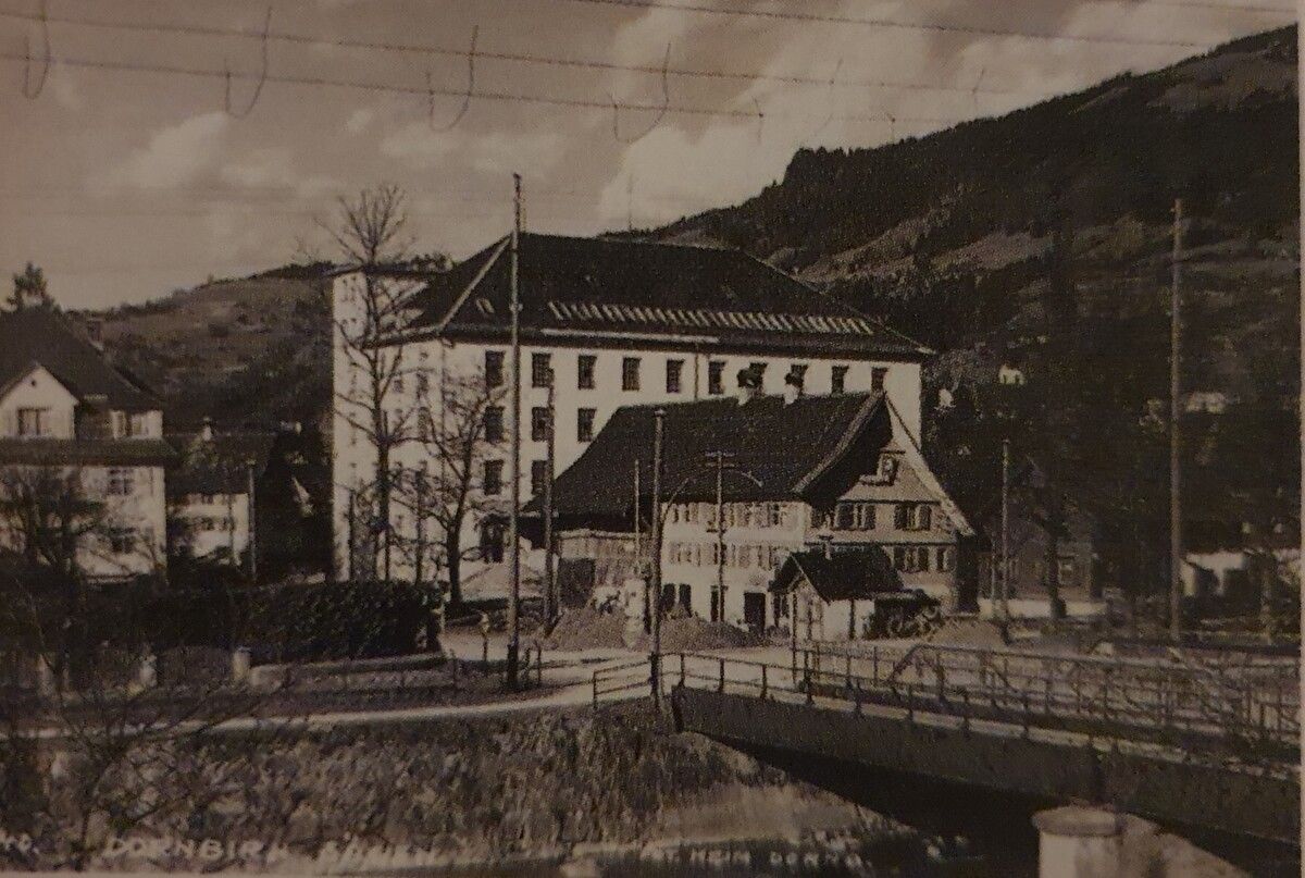 Das Sägenareal an der Sägerbrücke um 1940. ⇒Haymon