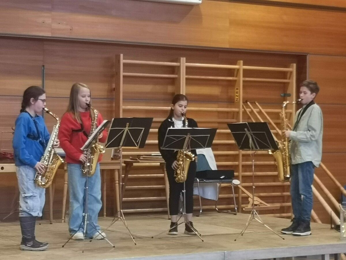 Das Saxophonquartett der Musikschule Bregenzerwald begeisterte. ⇒ME