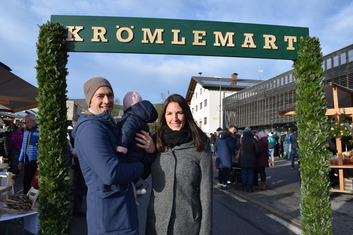 Das stimmungsvolle Ambiente lockt jährlich viele Besucher auf den Langenegger Krömlemart.⇒Erwin Moosbrugger