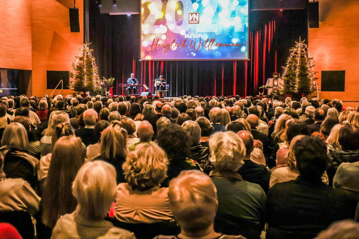 Der Cubus in Wolfurt bot genug Platz für die vielen Besucher und damit einen wunderbaren und würdigen Rahmen für die diesjährige „Ma hilft“-Gala.