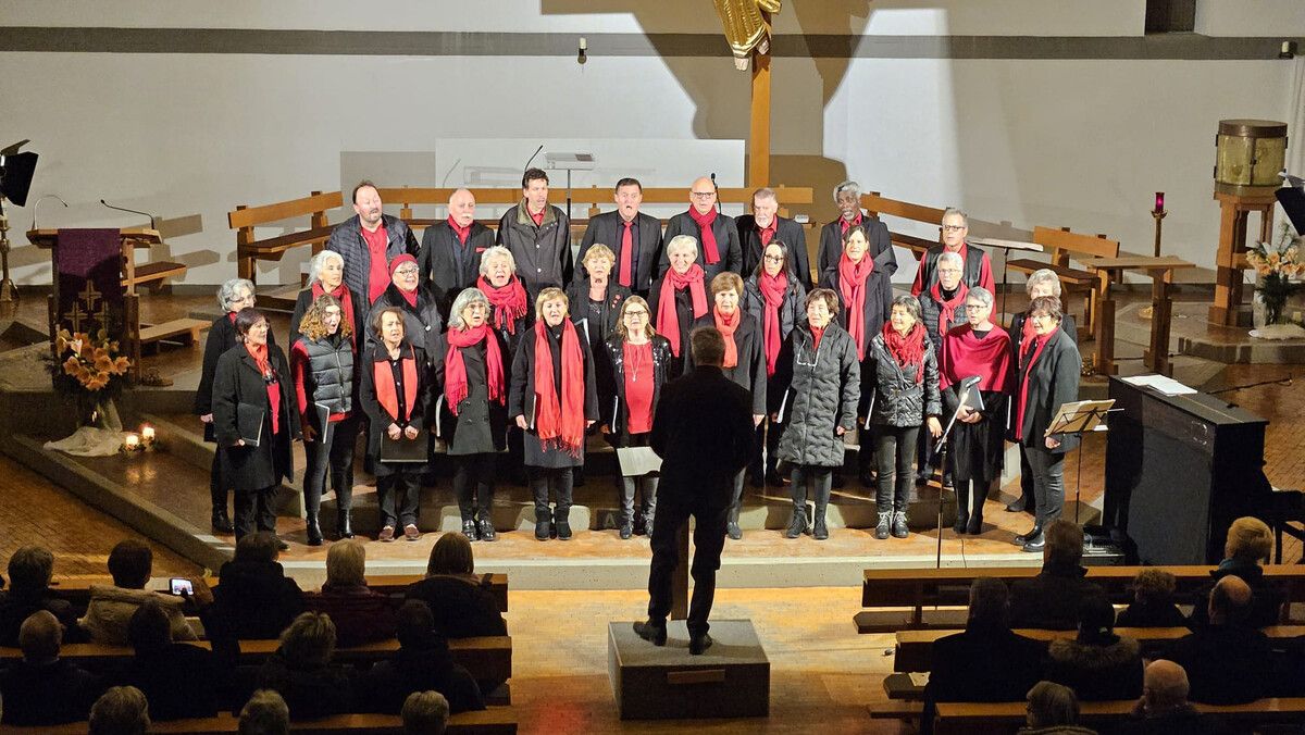 Der Gesangverein Nibelungenhort präsentiert ein vielfältiges Programm am 8.Dezember in St. Konrad, Hohenems.⇒ Roland Felder