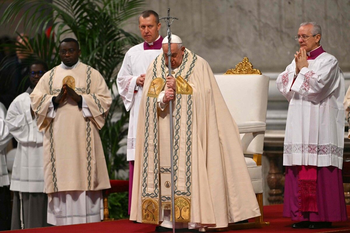 Der Papst hat am Sonntag die Messe mit seinen neuen Kardinälen zelebriert.⇒AFP