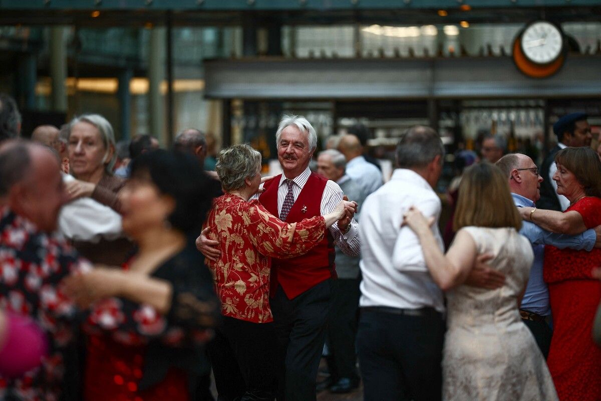 Der „Tea Dance“ im Royal Opera House in London. AFP