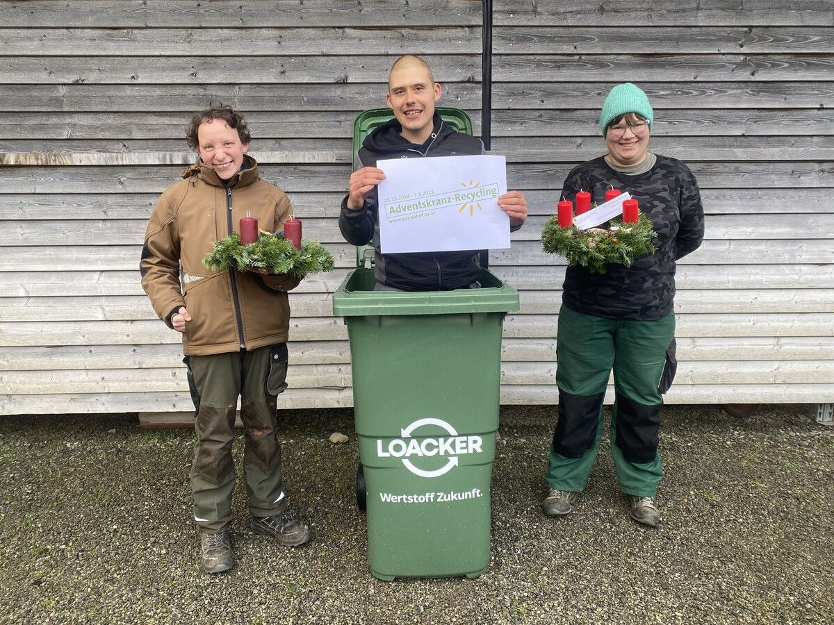 Die Kränze können von 23. Dezember bis 7. Jänner bei Sunnahof Göfis und St. Arbogast, bei der Pfarre Rohrbach, beim Bauhof und bugo Göfis abgegeben werden.