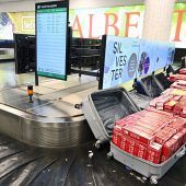 Zoll erzielt Rekordfund von Zigaretten am Flughafen Wien