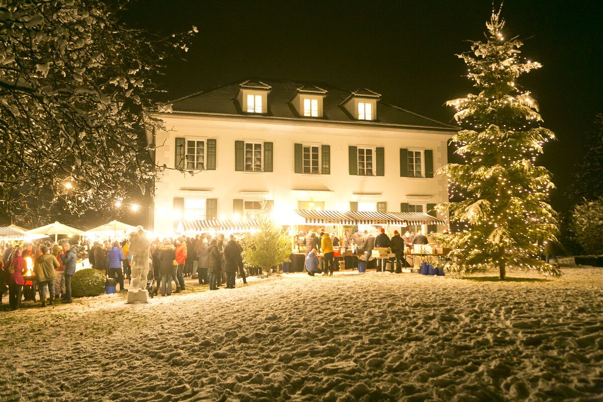 Die Villa Falkenhorst in Thüringen steht demnächst wieder im Mittelpunkt einer wunderbaren Einstimmung auf das Weihnachtsfest. ⇒veranstalter/mathis
