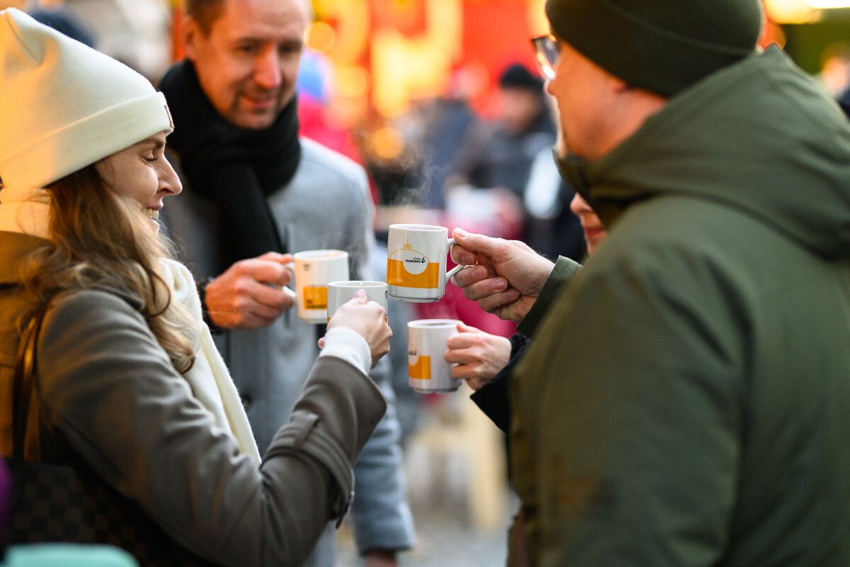 Die weihnachtliche Geselligkeit geht mit dem „Ausklang“ in die Verlängerung.⇒Stadtmarketing Feldkirch/M. Rhomberg
