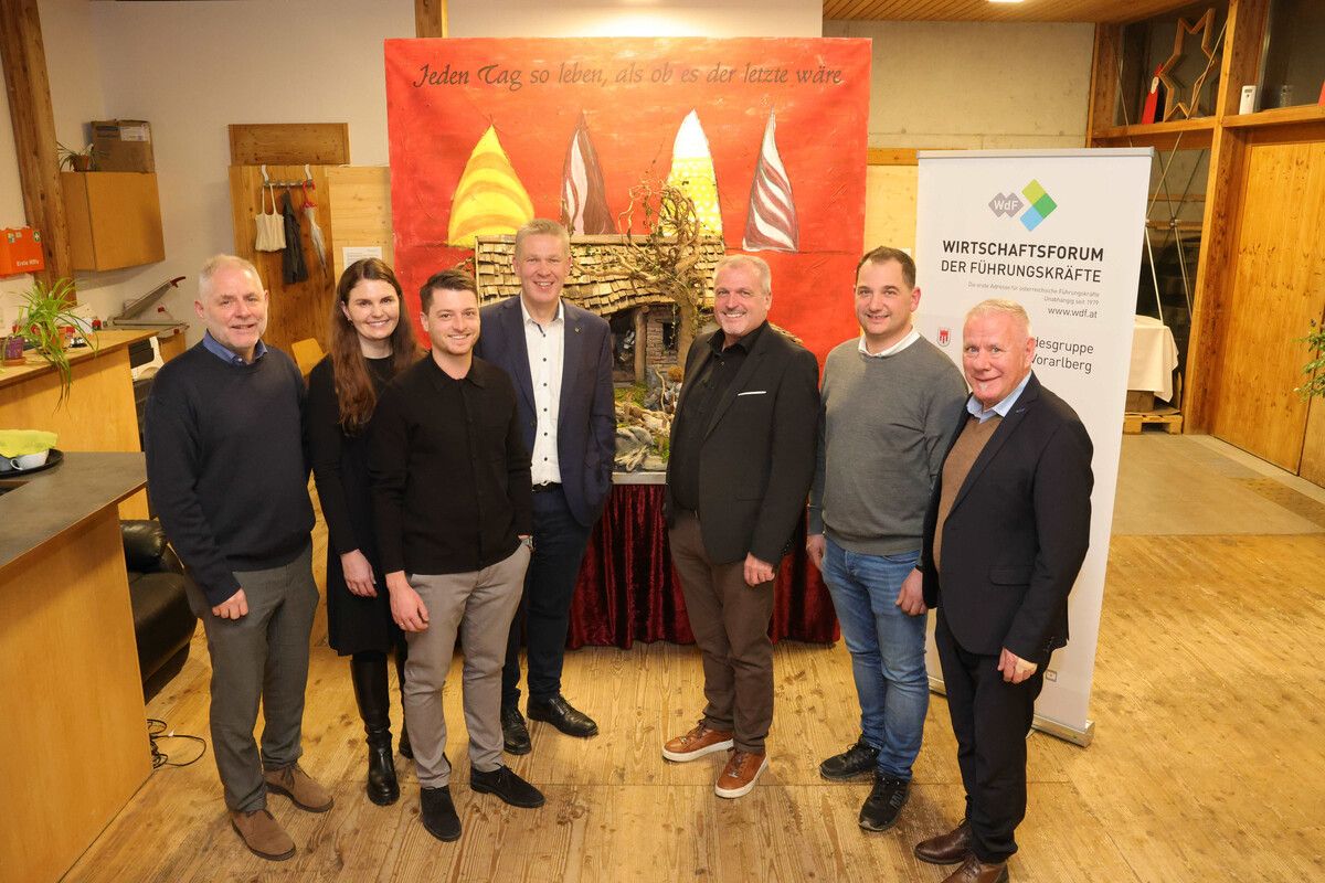 Dietmar Walser (Ordino), Andrea und Philipp Loacker, Lebenshilfe-Präsident Günther Hirschfeld, Markus Ruppitsch (RIVA Invest AG), Sunnahof-GF Christian Zangerle und Michael Walser (Walser Personal Management).⇒ AME