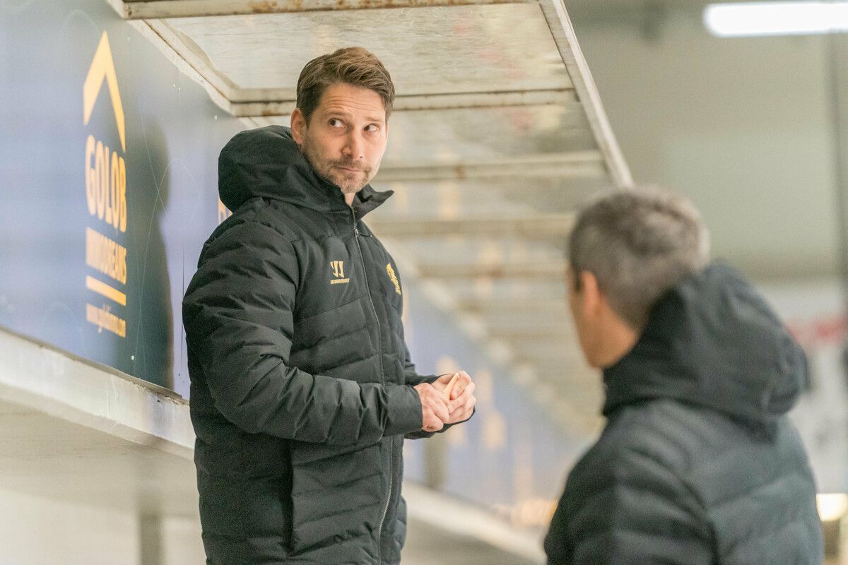 EHC Lustenau-Trainer Daniel Fekete warnt vor Underdog Dornbirner EC. ⇒stiplovsek