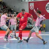 HALLENFUSSBALL