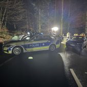 Waghalsige Flucht: Deutscher rast der Polizei davon. »A8