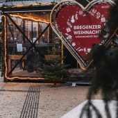 „Menschenrechtlich inakzeptabel“: Heftige Kritik an Bregenzer Weihnachtsmarkt. »A5