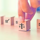 Wirtschaft, Recht, Praxis & Matura?