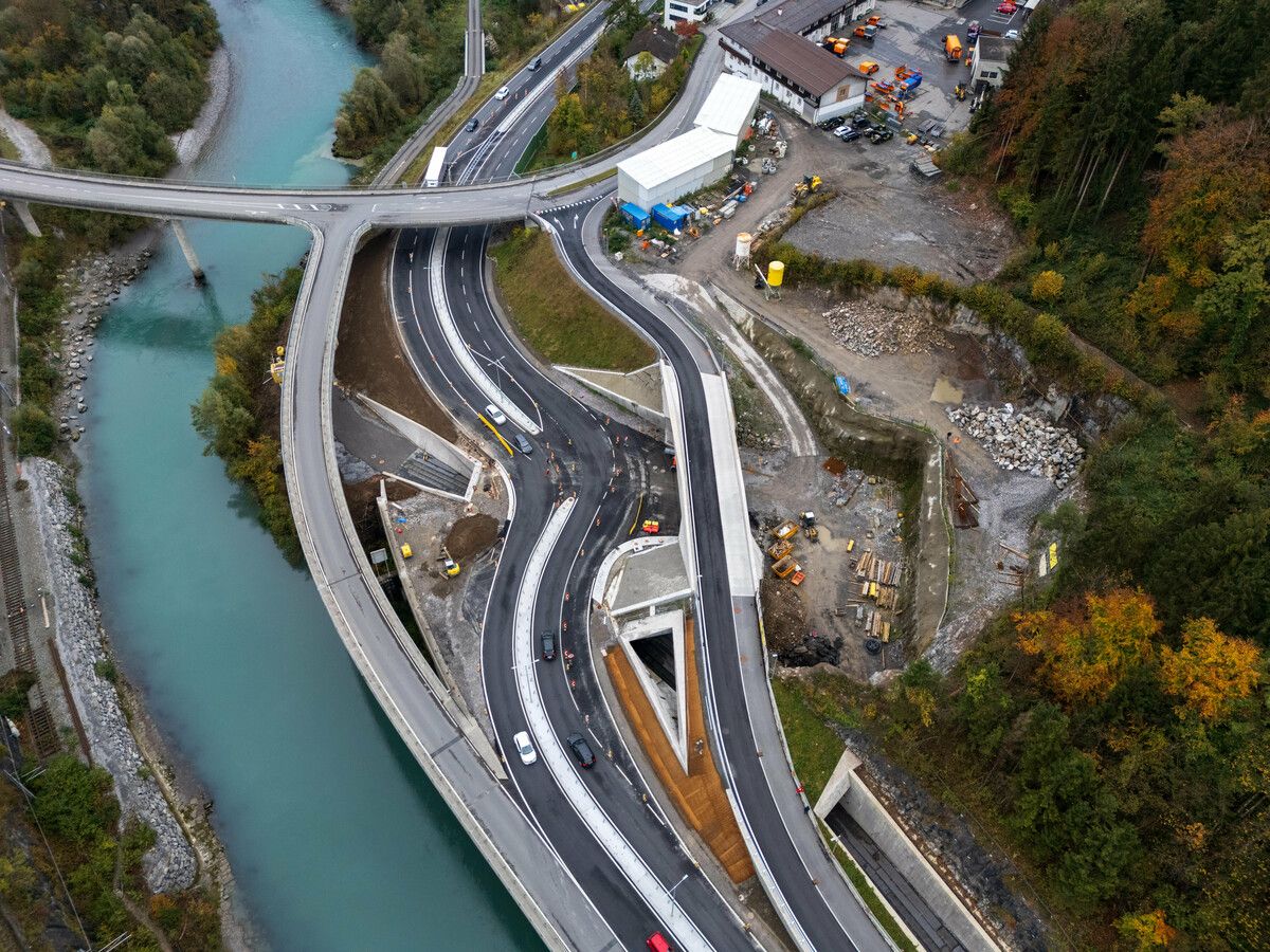 Im Februar wird die Baustelle für den Haupttunnel eingerichtet.⇒VN
