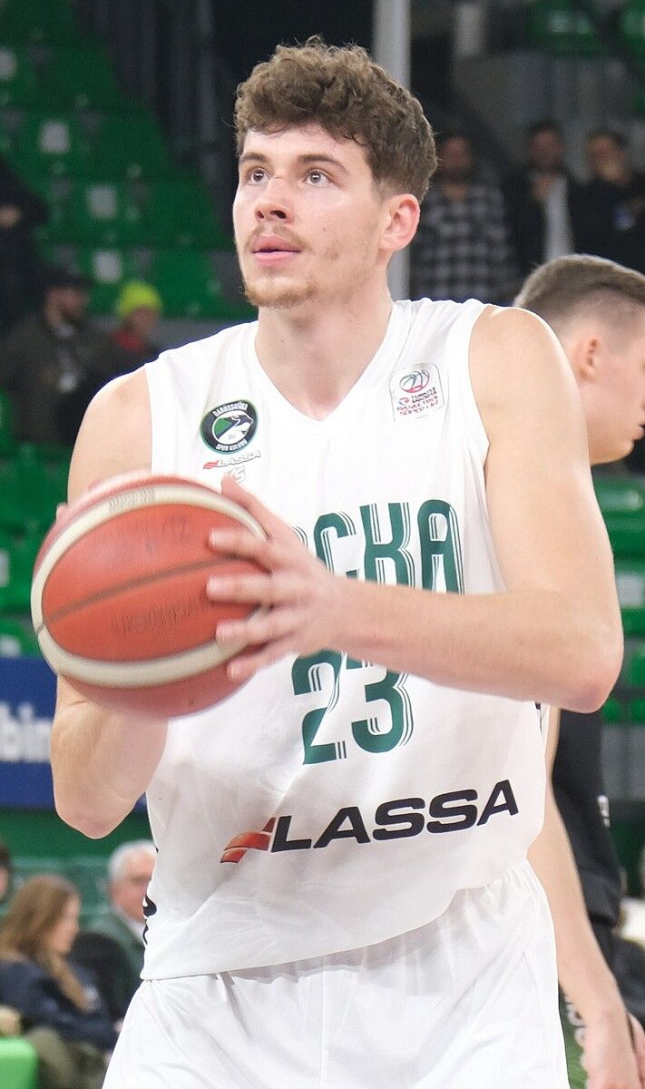 Luka Brajkovic und Darüssafaka unterlagen im Stadtderby gegen Besiktas.⇒Verein