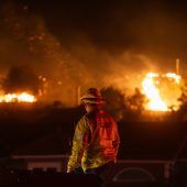 Feuer in Malibu außer Kontrolle