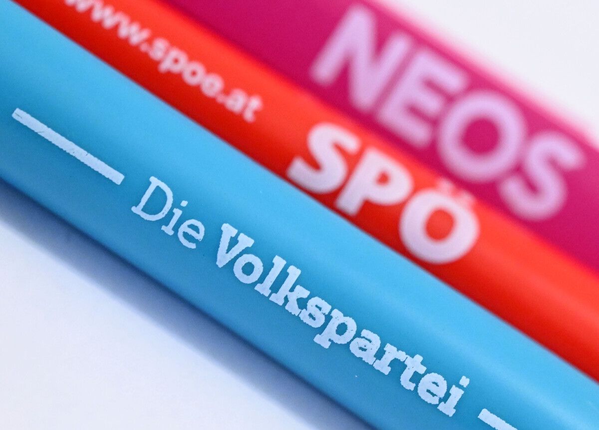 Morgen tagt die Steuerungsgruppe der Parteien. Wie die Verhandlungen weitergehen, entscheiden auch die EU-Daten zum Budget.⇒APA
