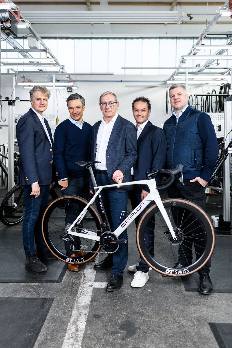 Neue Eigentümer: Egmont Fröhlich, Partner SOL, Christoph Mannel, des. GF von Simplon, Paul Niederkofler, Partner SOL, Gerhard Buchmüller, CFO Simplon, und Haiko Stütnig, Partner SOL.⇒Fa/Rhomberg
