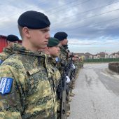 Besuch bei der KFOR im „europäischen Innenhof“