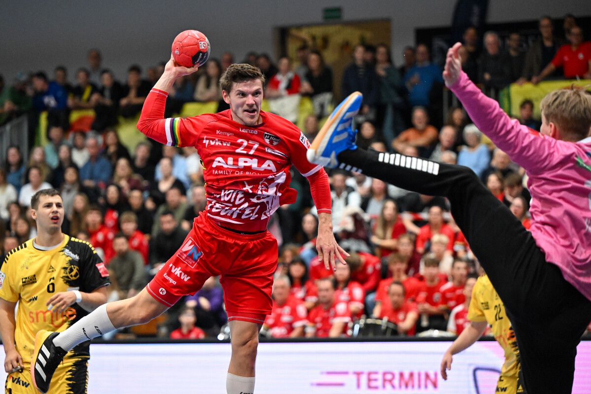 Samuel Wendel und der Alpla HC Hard wollen beim letzten Auftritt zu Hause die bärenstarke Leistung aus dem Cupduell in Bregenz bestätigen und sich bei den Fans im letzten Heimspiel rehabilitieren. ⇒GEPA