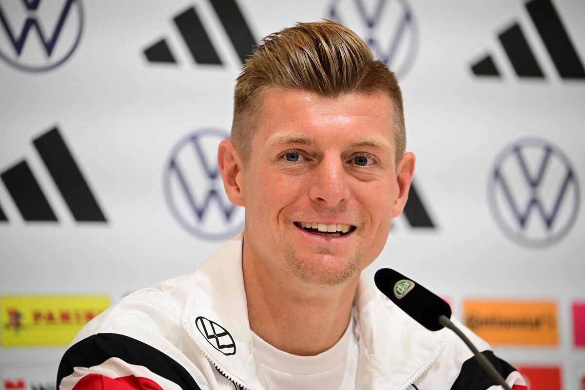 Toni Kroos nimmt klar Stellung und lässt Manuel Neuer hochleben.⇒apa