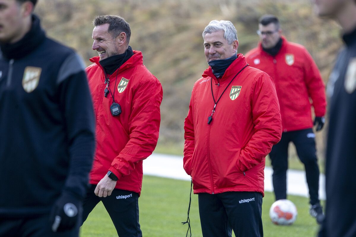 Trotz vieler Ausfälle in der Mannschaft versprüht der alte, neue Coach der Austria, Markus Mader, vor der Auswärtspartie in Lafnitz viel Euphorie.⇒paulitsch