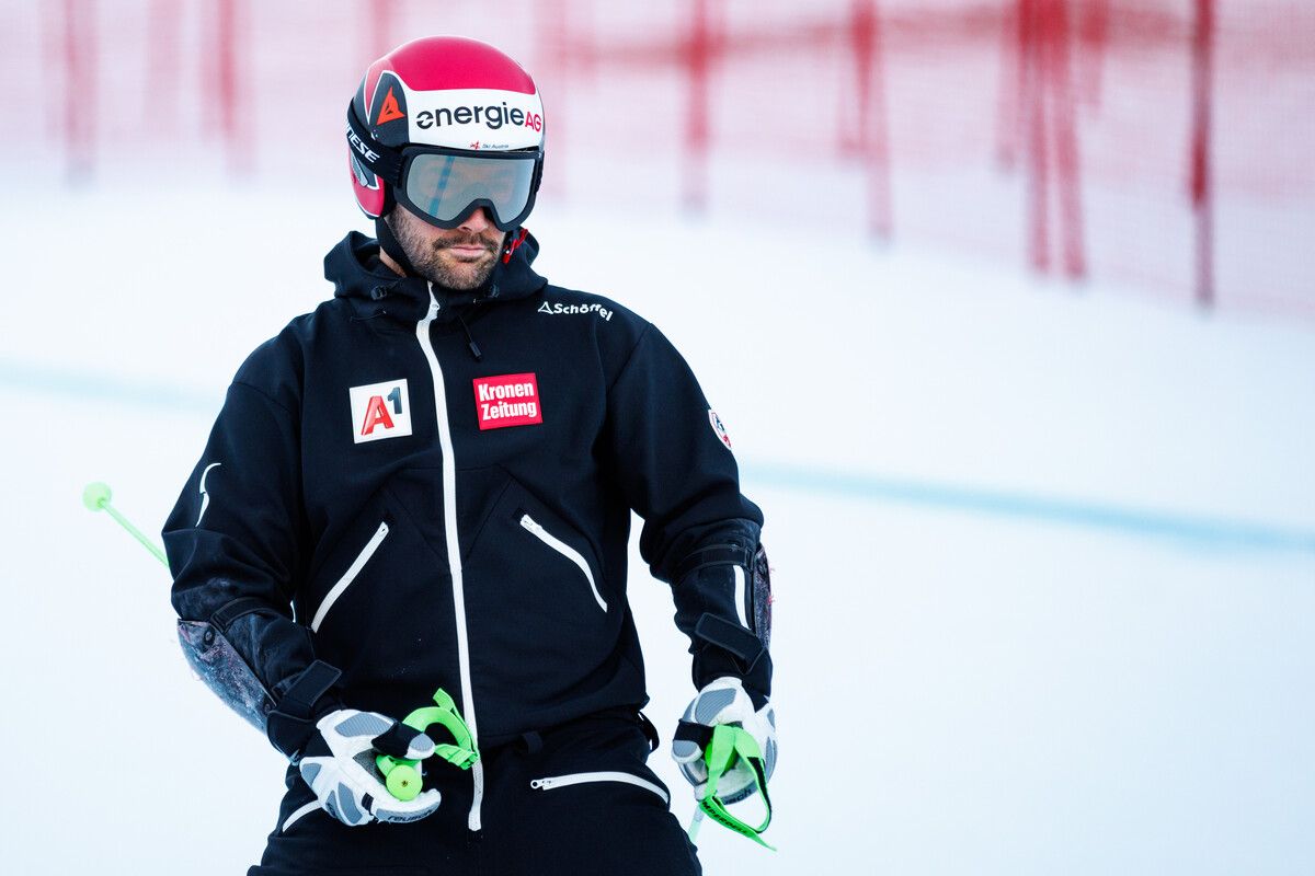 Vincent Kriechmayr bei der Besichtigung der Stelvio in Bormio.⇒gepa