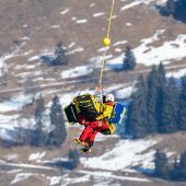 Helikopter im Dauer-Einsatz auf der Streif