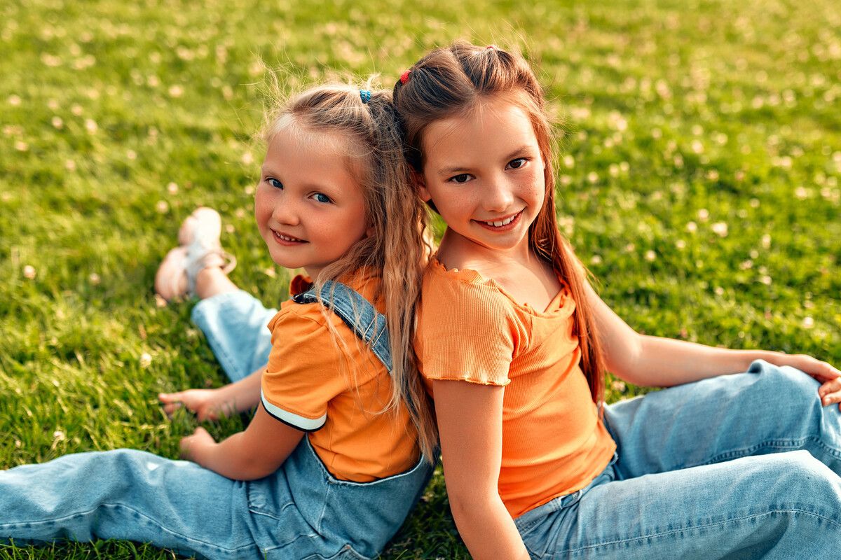 Auch Mütter und Väter brauchen ab und an Entlastung. Dann springen junge Frau- Holle-Babysitter gerne bei den Kindern ein.⇒familienverband