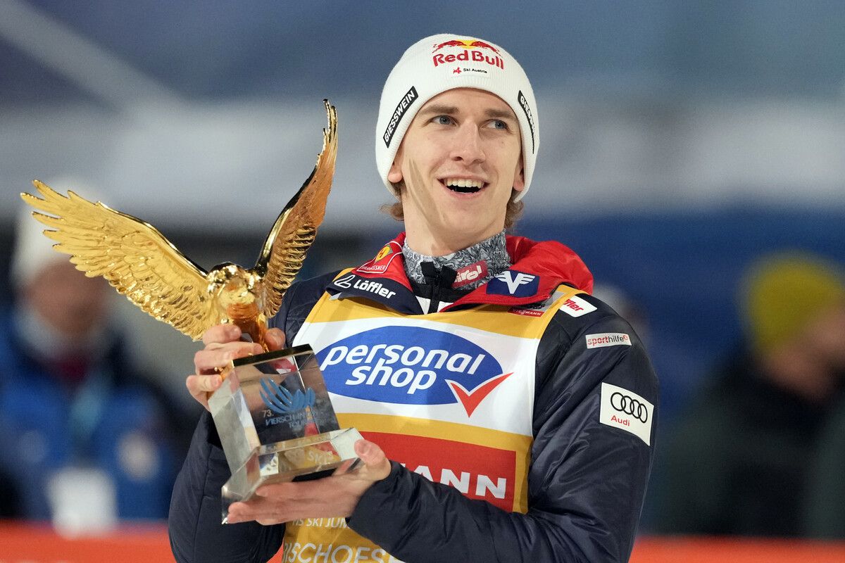 Daniel Tschofenig sichert sich in einem dramatischen Finale den Gesamtsieg bei der Vierschanzentournee.⇒GEPA
