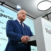 ÖVP nimmt Kickls Einladung an