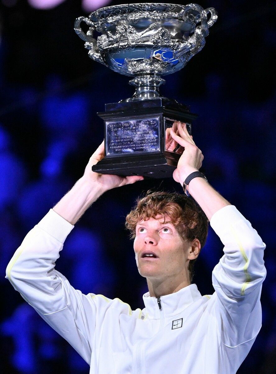 Der topgesetzte Südtiroler Jannik Sinner hat sich wie schon 2024 in Melbourne den ersten Tennis-Grand-Slam-Titel des Jahres geholt.⇒APA