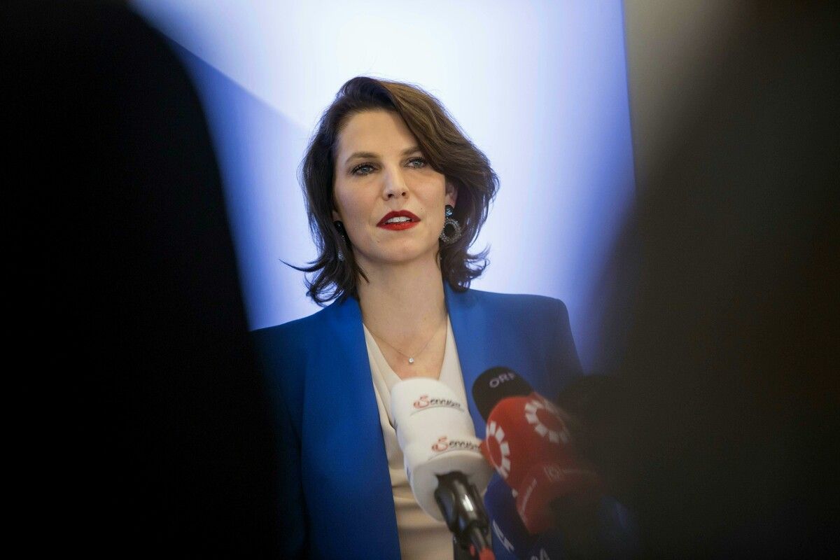 Die FPÖ lässt die Koalition wegen Edtstadler nicht platzen. ⇒APA/Neumayr