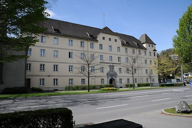 Die Kinder- und Jugendhilfe in der BH Feldkirch muss sich Kritik wegen des Umgangs mit einem Jugendlichen gefallen lassen. ⇒Wikicommons