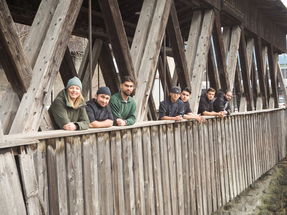 Die Lehrlinge bei AQUA Mühle erhalten viel Unterstützung durch Lehrlingsausbildner, Sozialarbeiter und Coaches.⇒AQUA Mühle