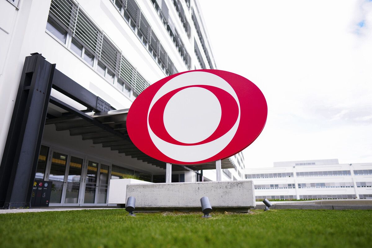 Die Vertreter der Redaktion sind alarmiert. ⇒APA/Manhart