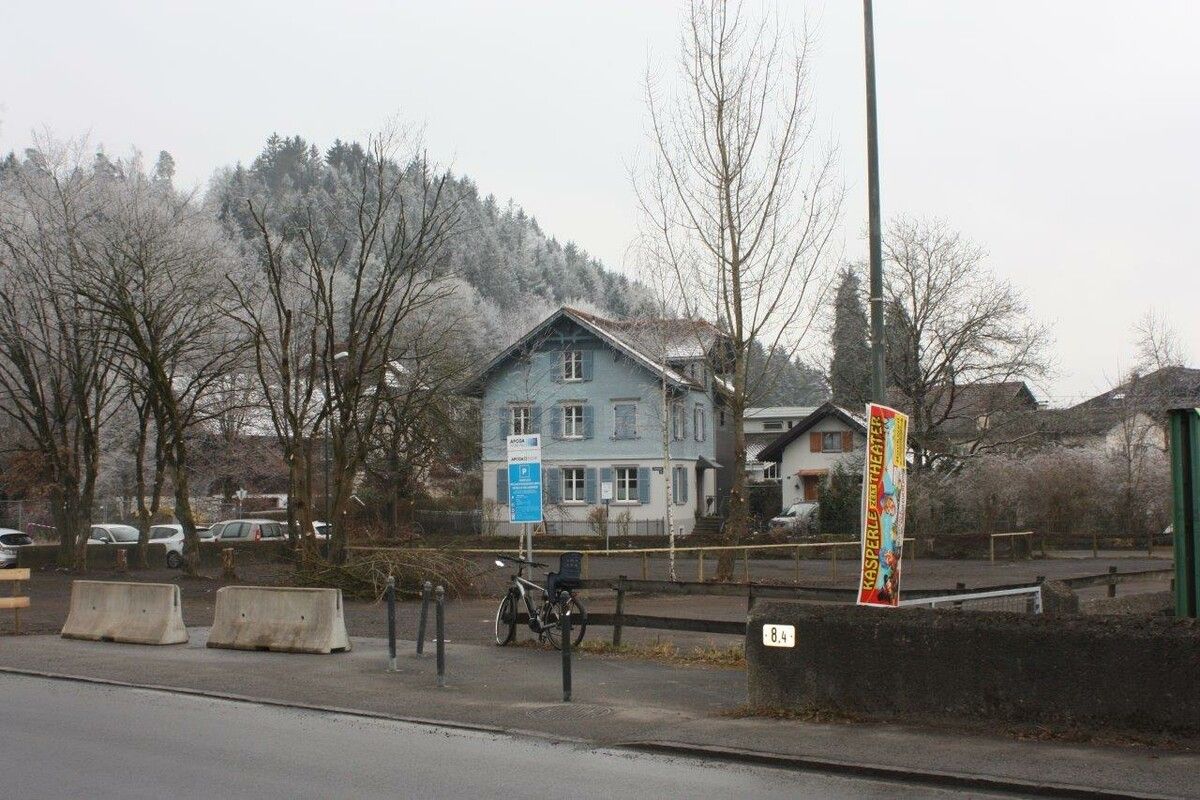 Dieser Parkplatz Walgaustraße/Letze in Rankweil ist nun kostenpflichtig. ⇒vn/tk