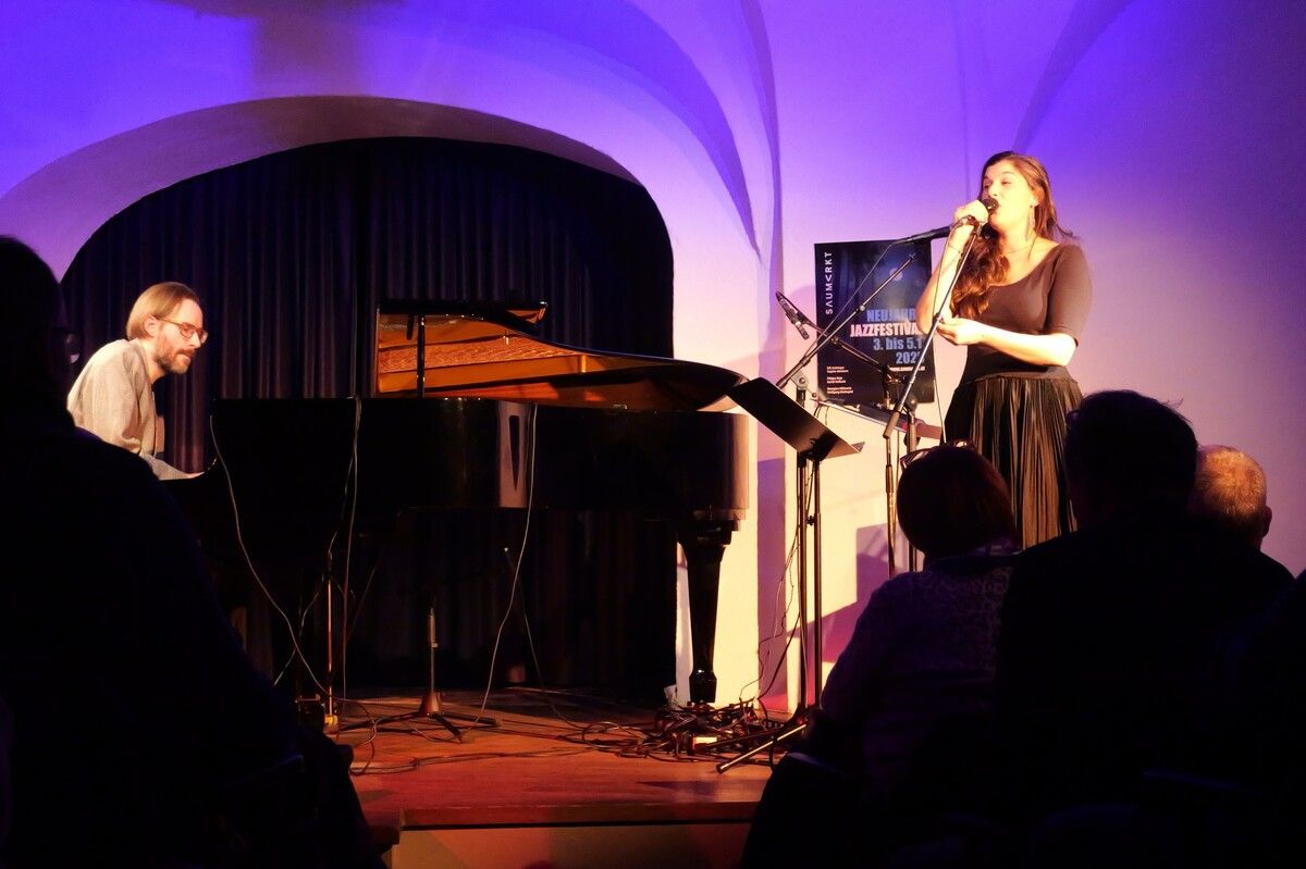 Filippa Gojo und David Helbock begeisterten mit ihrem Wechsel zwischen Jazz und Mainstream. ⇒HE