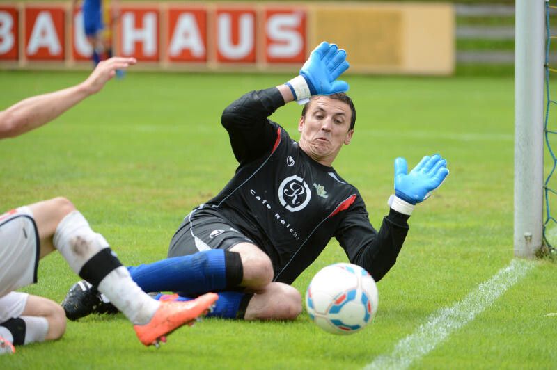 In Aktion: Thomas Fetz als Tormann.⇒ VN