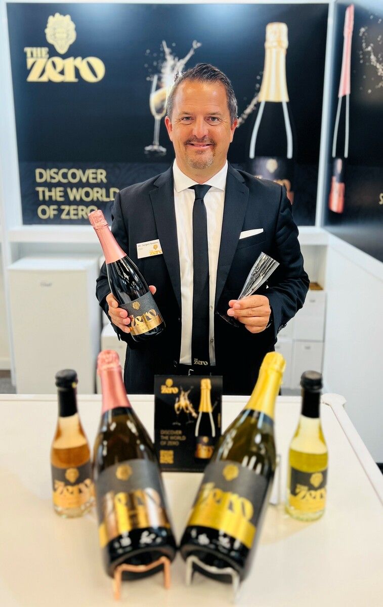 Jürgen Kessler, Gesellschafter und Geschäftsführer des Unternehmens ADrinks, hat mit dem Sortiment von „The Zero” den internationalen Markt im Visier. ⇒FA